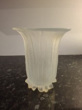 R.  LALIQUE Antique